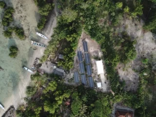 PLN Jatim Percepat Listrik Desa Pakai Energi Terbarukan Dukung Elektrifikasi Nasional