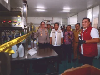 Praktik Culas Produsen MinyaKita di Bohar Sidoarjo, Isi Minyak Goreng Dikurangi