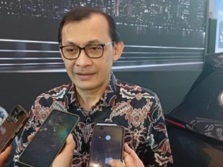 SUV dan MPV Modern KIA Curi Perhatian di IIMS Surabaya 2026