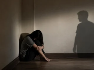 Ayah di Surabaya Tega Hamili Anak Kandung