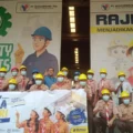 Keseruan Ratusan Siswa SMP Wisata Industri di Pabrik Indospring Gresik
