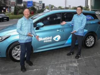 Bluebird Prime Meluncur di Surabaya, Taksi Premium dengan Armada BYD E6 Bluebird Prime Meluncur di Surabaya, Taksi Premium dengan Armada BYD E6