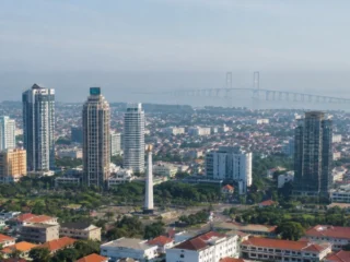 Cuaca Jawa Timur 27 Juli 2026, Surabaya Cerah Sumenep Hujan