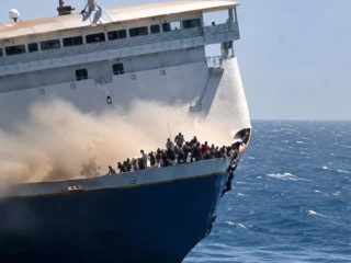 Kapal KMP Mutiara Santosa 2 Terbakar di Perairan Sumenep