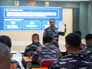 Kodaeral IX Latih Prajurit TNI AL Kuasai Teknologi Digital